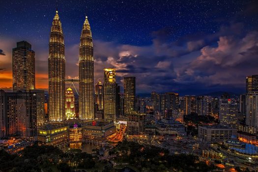 Kuala_Lumpur_Skyline_at_dusk_1